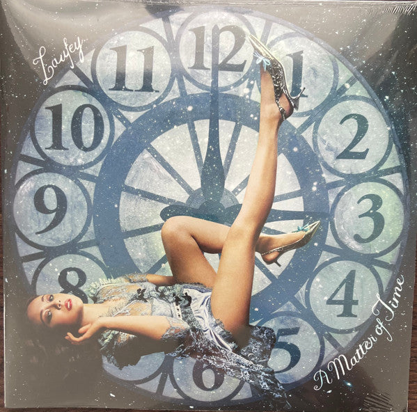 A Matter Of Time by Laufey LP CON LAMINA GRANDE FIRMADA UK