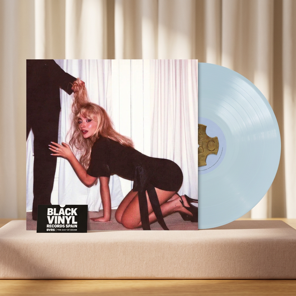 BVRS con cortinas marfil y vinilo azul claro