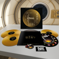 BVRS de Project Hail Mary en una cabina espacial luminosa con detalles dorados