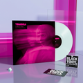 Escena editorial BVRS inspirada en TOMORA - Come Closer, con fucsia, lavanda y cristal esmerilado