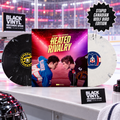 Heated Rivalry con dos vinilos marmoleados en una escena editorial BVRS junto a una pista de hielo