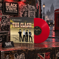 Portada The World According to The Clash y vinilo rojo en escena urbana punk BVRS